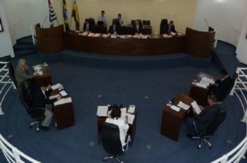 Câmara aprova projeto que prevê convênio para a reconstrução da Escola Ambiental de Paraguaçu