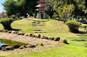 Jardim das Cerejeiras e Fonte Luminosa recebem manutenção e limpeza