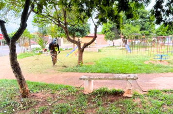 Ações da operação de limpeza em locais coletivos da cidade chegam à Praça do Lapa