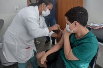 Paraguaçu Paulista realizou neste sábado, dia 25, mais uma ação de vacinação contra a Covid-19 e a Influenza