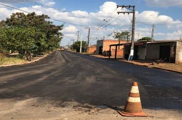 Prefeitura de Paraguaçu inicia recapeamento em três bairros