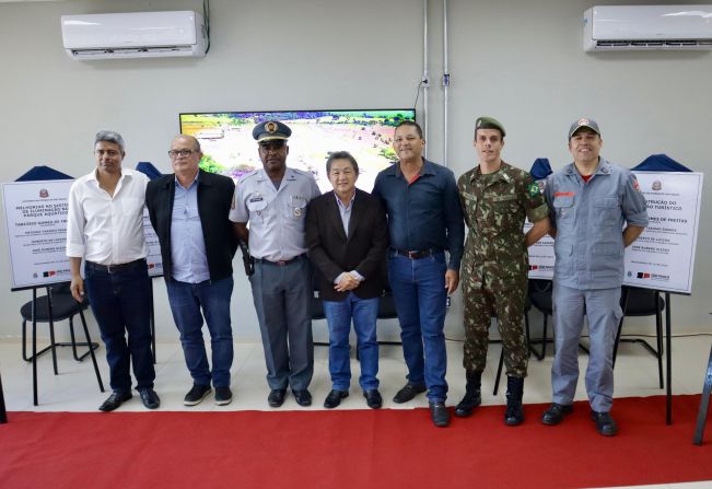 Administração Antian Sasada entrega obras do DADETUR