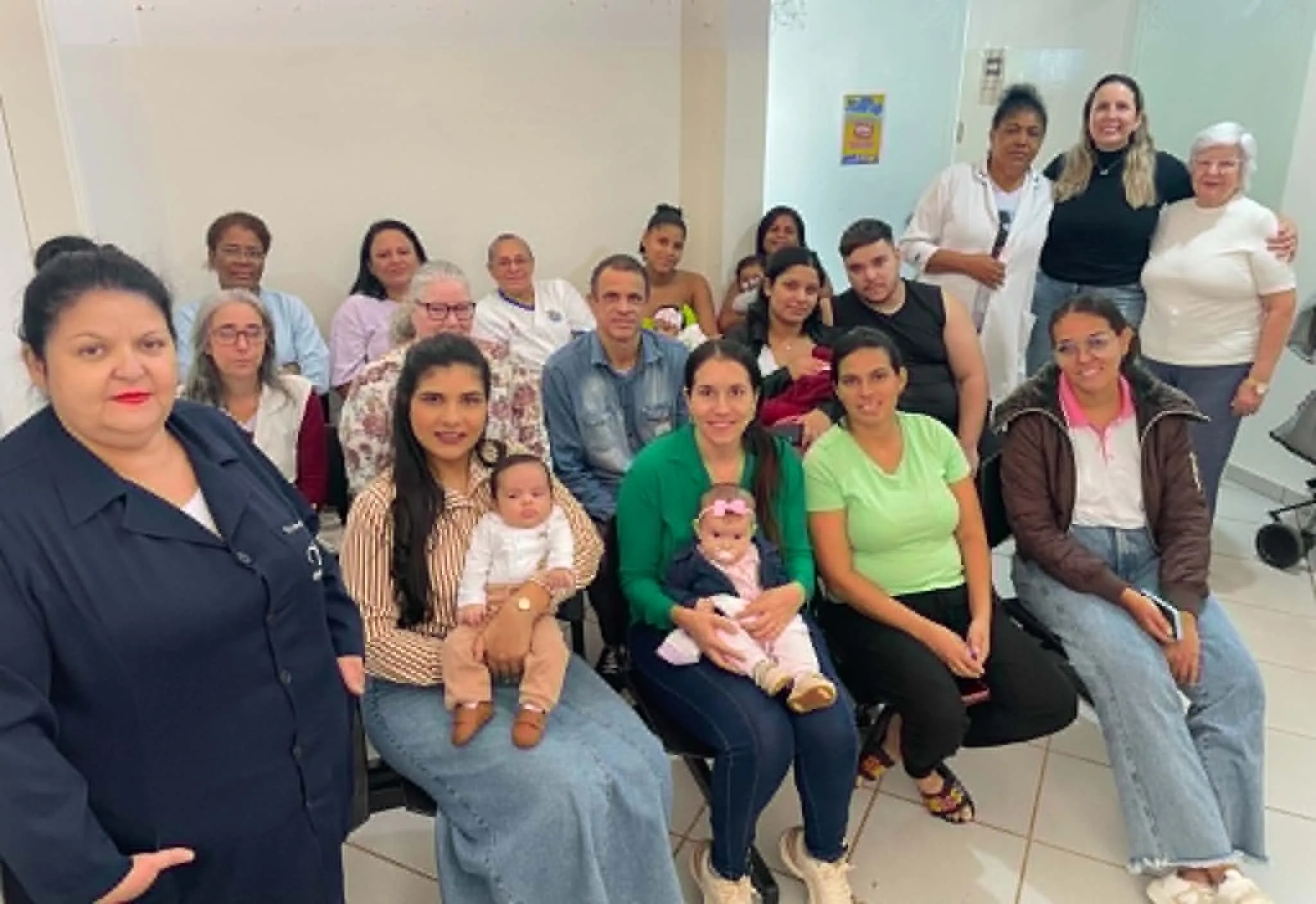 Mães doadoras recebem homenagem da equipe da Unidade da Mulher pelo Dia da Doação de Leite Humano