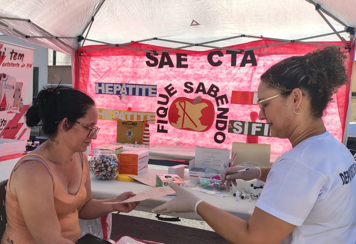 Fique Sabendo leva testagens e informações sobre ISTs ao CAPS
