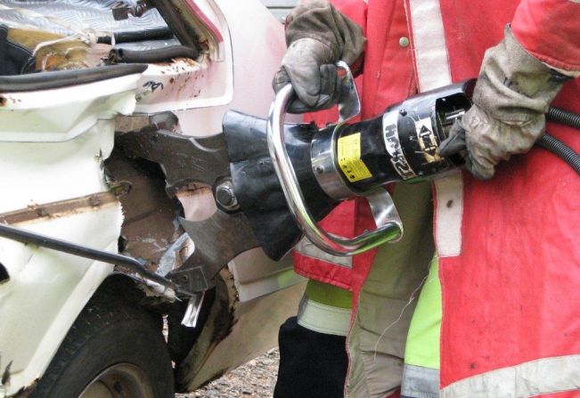 Prefeita entrega equipamento para o Corpo de Bombeiros de Paraguaçu