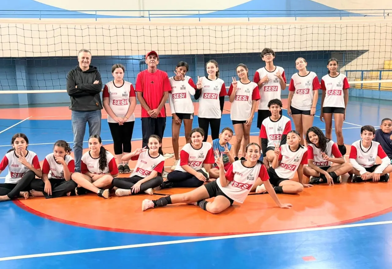 Parceria entre Prefeitura e SESI Esportes fortalece preparação física de atletas do voleibol em Paraguaçu Paulista