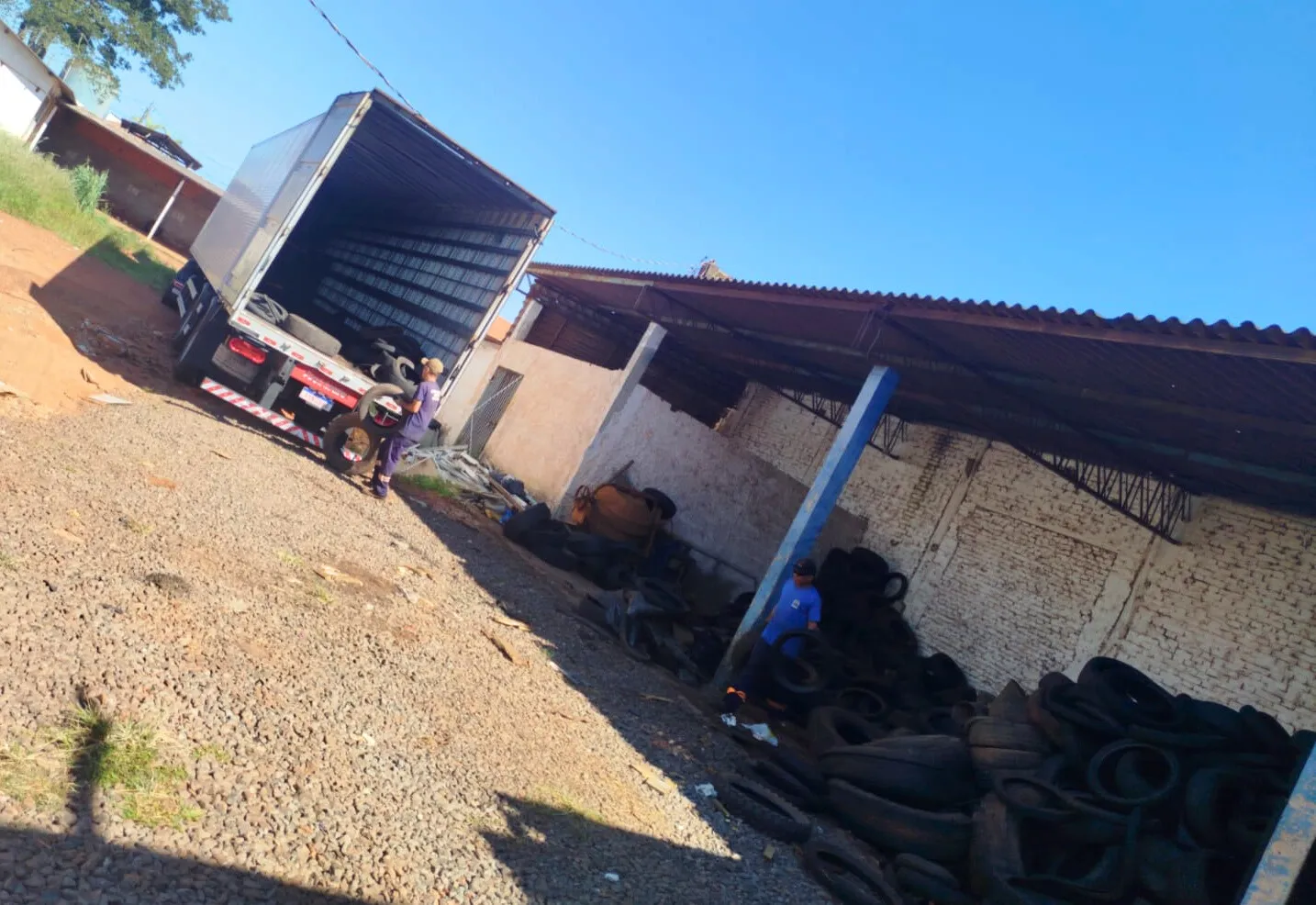 Prefeitura Municipal realiza descarte correto de 10 toneladas de pneus e reforça ação ambiental