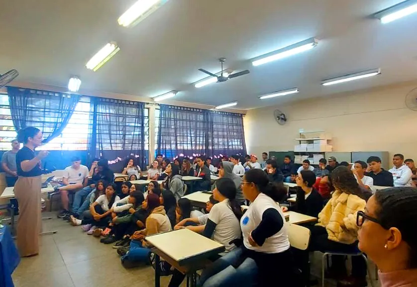 SAE/CTA aproxima prevenção dos adolescentes em nova ação em escola de Paraguaçu Paulista