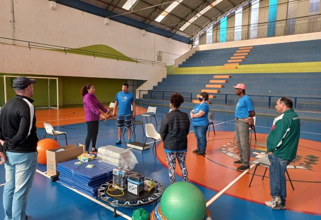 Departamentos de Saúde e de Esporte de Paraguaçu lançam projeto O Esporte Melhora a Idade.