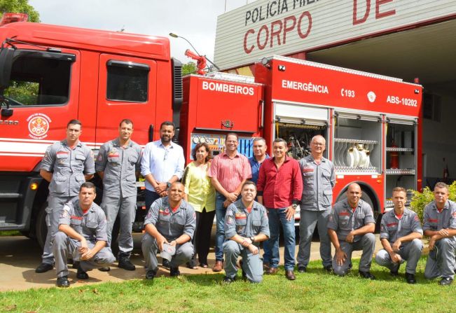 Corpo de Bombeiros de Paraguaçu Paulista recebe nova viatura