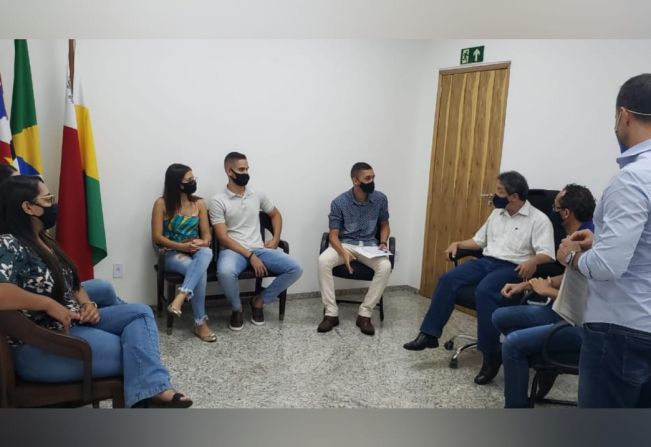 Antian estuda aumentar reembolso de transporte universitário