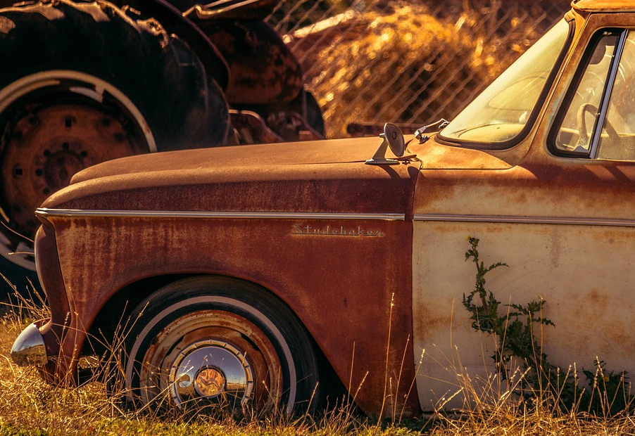 Carros abandonados serão removidos das ruas em Paraguaçu Paulista