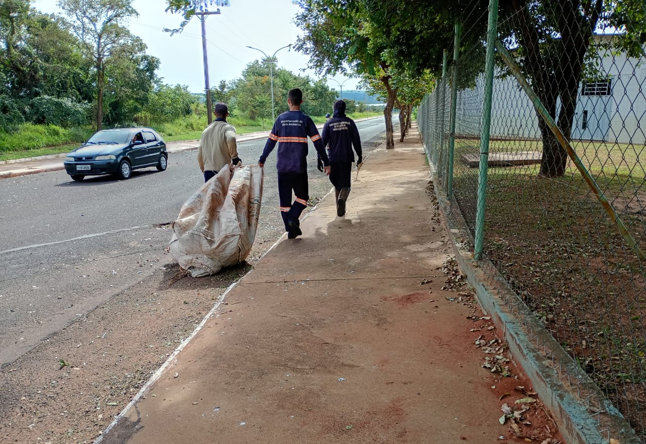 Prefeitura realiza faxina geral na Escola Balão Mágico e reforça cuidados com unidades escolares