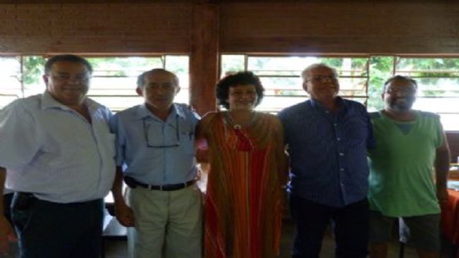 Prefeito Ediney se encontra com vereadores de Bastos e é elogiado pela administração em Paraguaçu