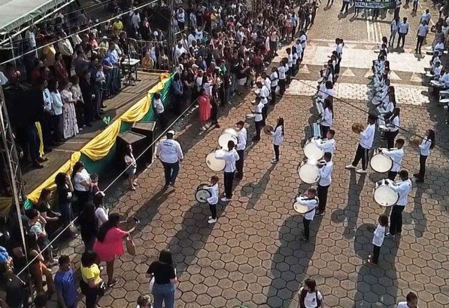 Paraguaçu Paulista comemora 98 anos com tradicional desfile