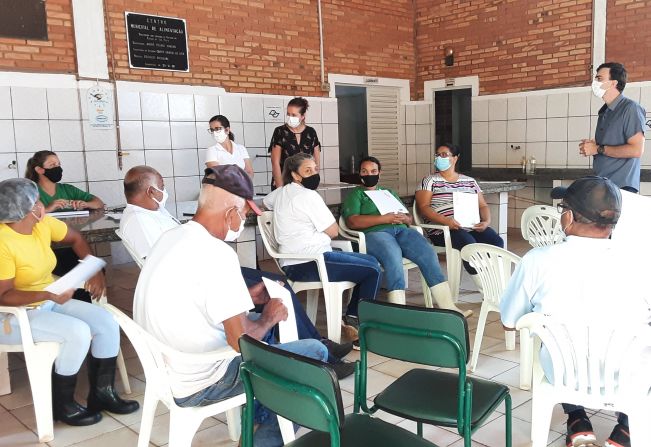 Reunião discute medidas de segurança para Cozinha Piloto