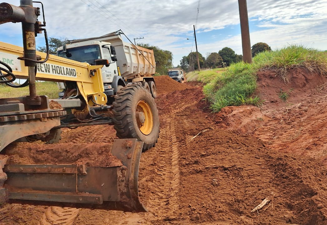 Cavalaria da Secretaria de Obras realiza manutenção na estrada do Supapo, em Cardoso de Almeida