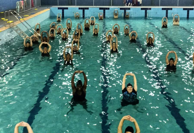 Hidroginástica e zumba contribuem para a qualidade de vida dos praticantes em Paraguaçu