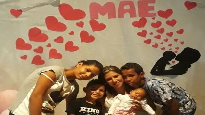 Clube da Juventude III comemora Dia das Mães com festa