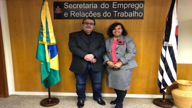 Prefeita Almira protocola pedido para “Frente de Trabalho”