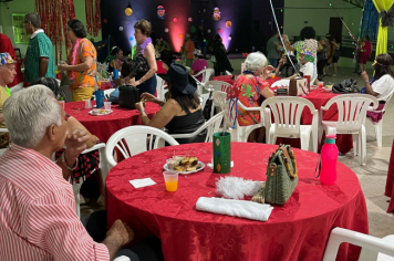 Foto - Carnaval CCI 2025: festejando a melhor idade da vida!