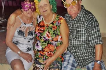 Foto - CCI de Paraguaçu festeja o Carnaval das Antigas