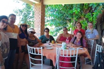 Foto - Integrantes dos grupos de Fortalecimento de Vínculos dos CRAS participam de confraternização