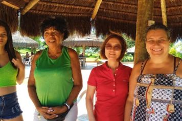 Foto - Integrantes dos grupos de Fortalecimento de Vínculos dos CRAS participam de confraternização