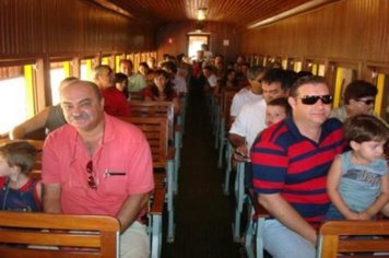 Foto - 1º PASSEIO EM 2010 DO TREM TURÍSTICO MOITA BONITA