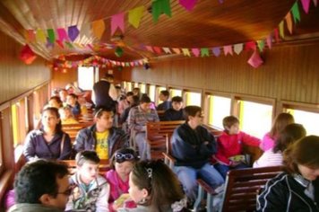 Foto - PASSEIO DO TREM TURÍSTICO DIA 06 DE JUNHO - DOMINGO