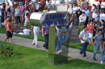 Foto - Despedida ao eterno prefeito de Paraguaçu Paulista Carlos Arruda Garms