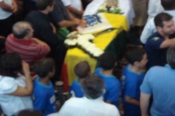 Foto - Despedida ao eterno prefeito de Paraguaçu Paulista Carlos Arruda Garms