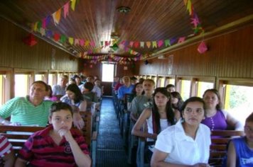 Foto - PASSEIO DO TREM TURÍSTICO DIA 03 DE JULHO - SÁBADO - TARDE