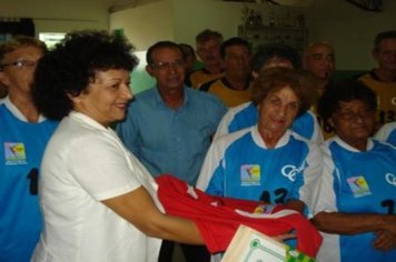 Foto - Entrega Uniformes para o Centro de Convivência do Idoso - CCI