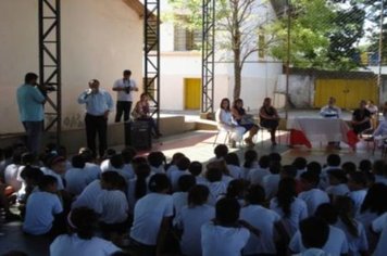 Foto - Entrega Kits Brasil Sorridente