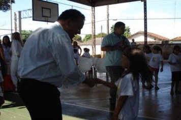 Foto - Entrega Kits Brasil Sorridente