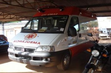 Foto - Entrega da SAMU ao prefeito Ediney em Tatuí