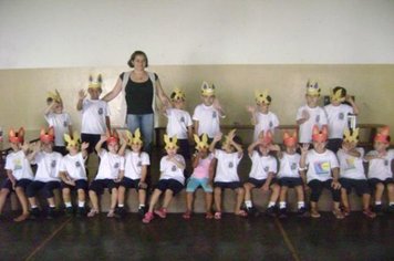 Foto - Páscoa na rede municipal de Educação