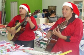 Foto - Ponto de Cultura levanto EnCantos de Natal pelas ruas da cidade