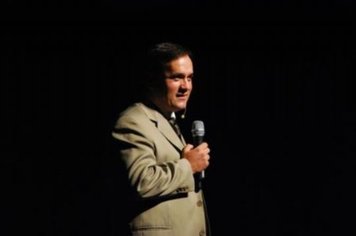 Foto - Palestra com Julio Lara: Atendimento Show