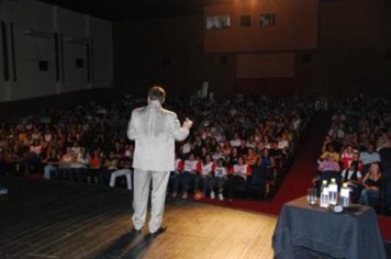 Foto - Palestra com Julio Lara: Atendimento Show