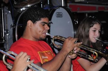 Foto - EnCantos de Natal - Show Lyra Municipal na Roseta