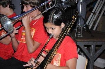 Foto - EnCantos de Natal - Show Lyra Municipal na Roseta