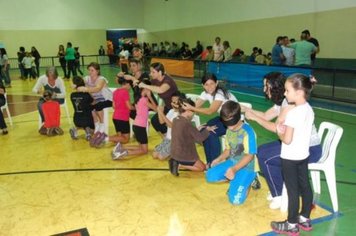 Foto - Gincana das Mães dentro do Programa Atleta do Futuro - PAF