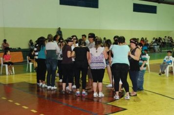 Foto - Gincana das Mães dentro do Programa Atleta do Futuro - PAF