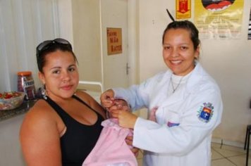 Foto - VACINAÇÃO CONTRA A PARALISIA INFANTIL EM PARAGUAÇU