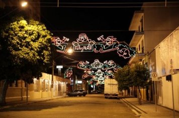 Foto - Inauguração Decoração Natalina - EnCantos de Natal