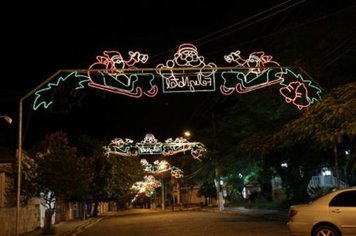 Foto - Inauguração Decoração Natalina - EnCantos de Natal