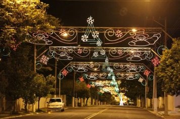 Foto - Inauguração Decoração Natalina - EnCantos de Natal