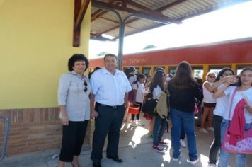 Foto - Passeio do Trem Turístico - Sábado - 16 de abril - Especial